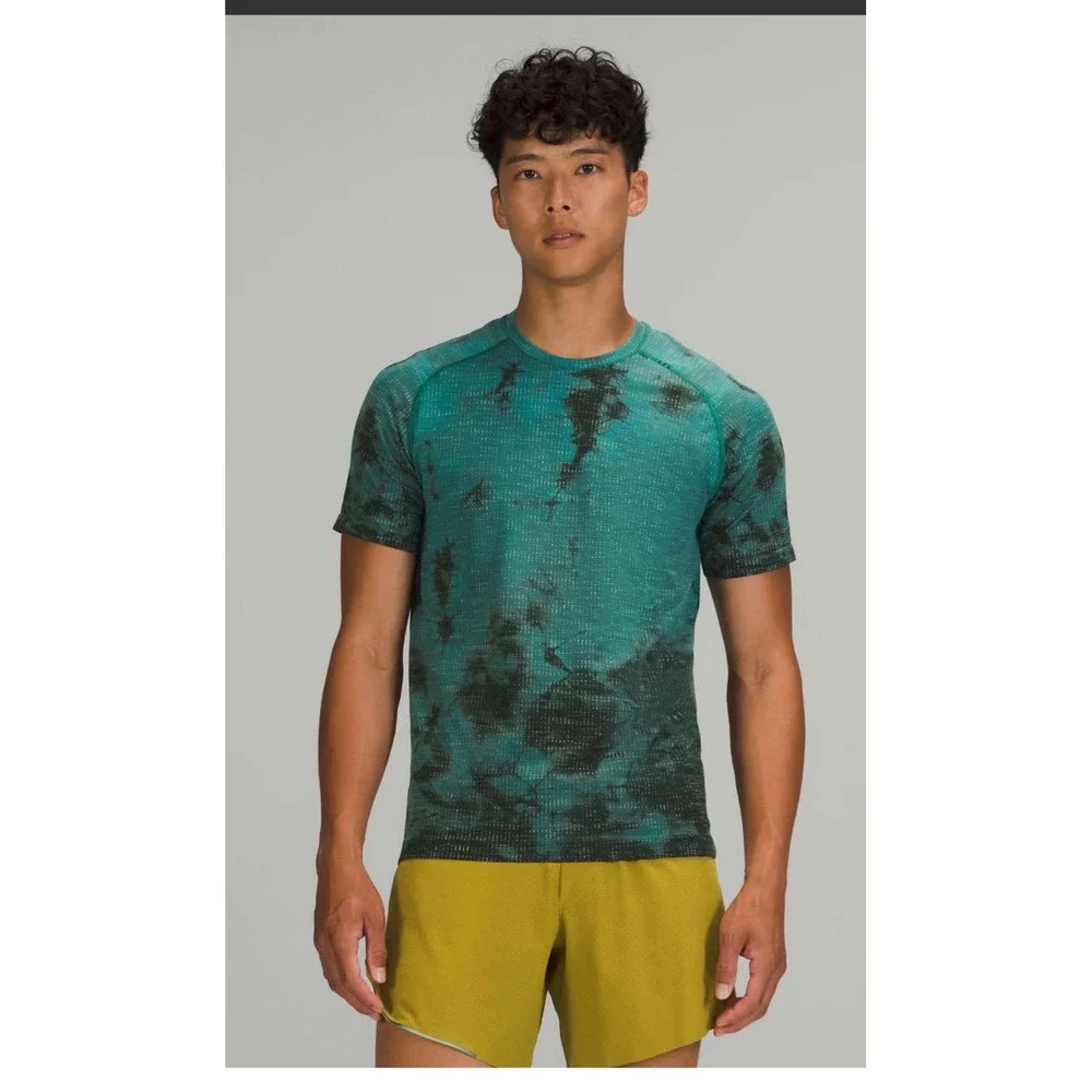 Lululemon Shirt Mens XL Green Metal Vent Tech Tie Dye Short Sleeve Athletic‎